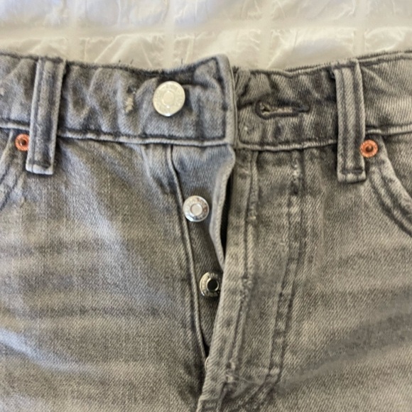 Zara gray denim shorts - Picture 3 of 8